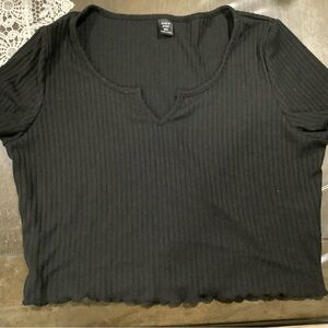 SHEIN Curve black ribbed short-sleeve top